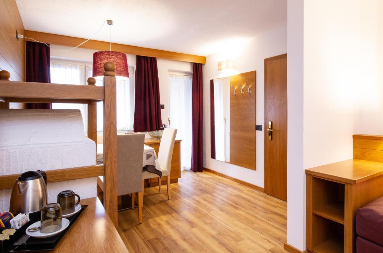 Hotel Cirelle Suite & Spa Canazei Extérieur photo