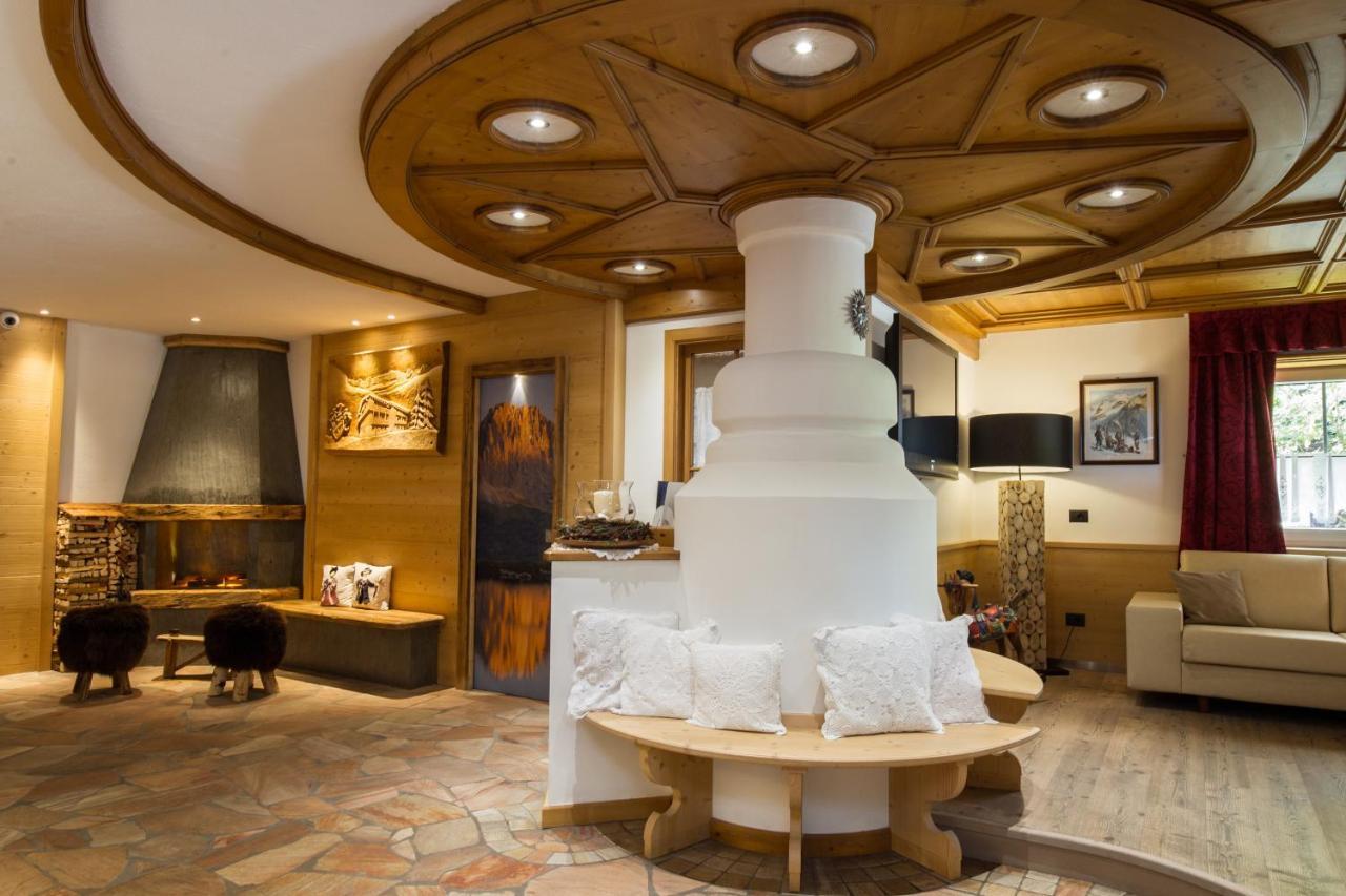 Hotel Cirelle Suite & Spa Canazei Extérieur photo