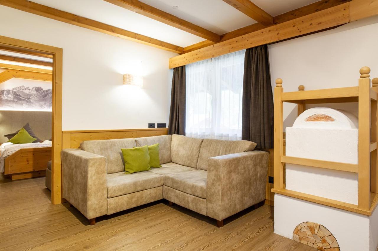 Hotel Cirelle Suite & Spa Canazei Extérieur photo