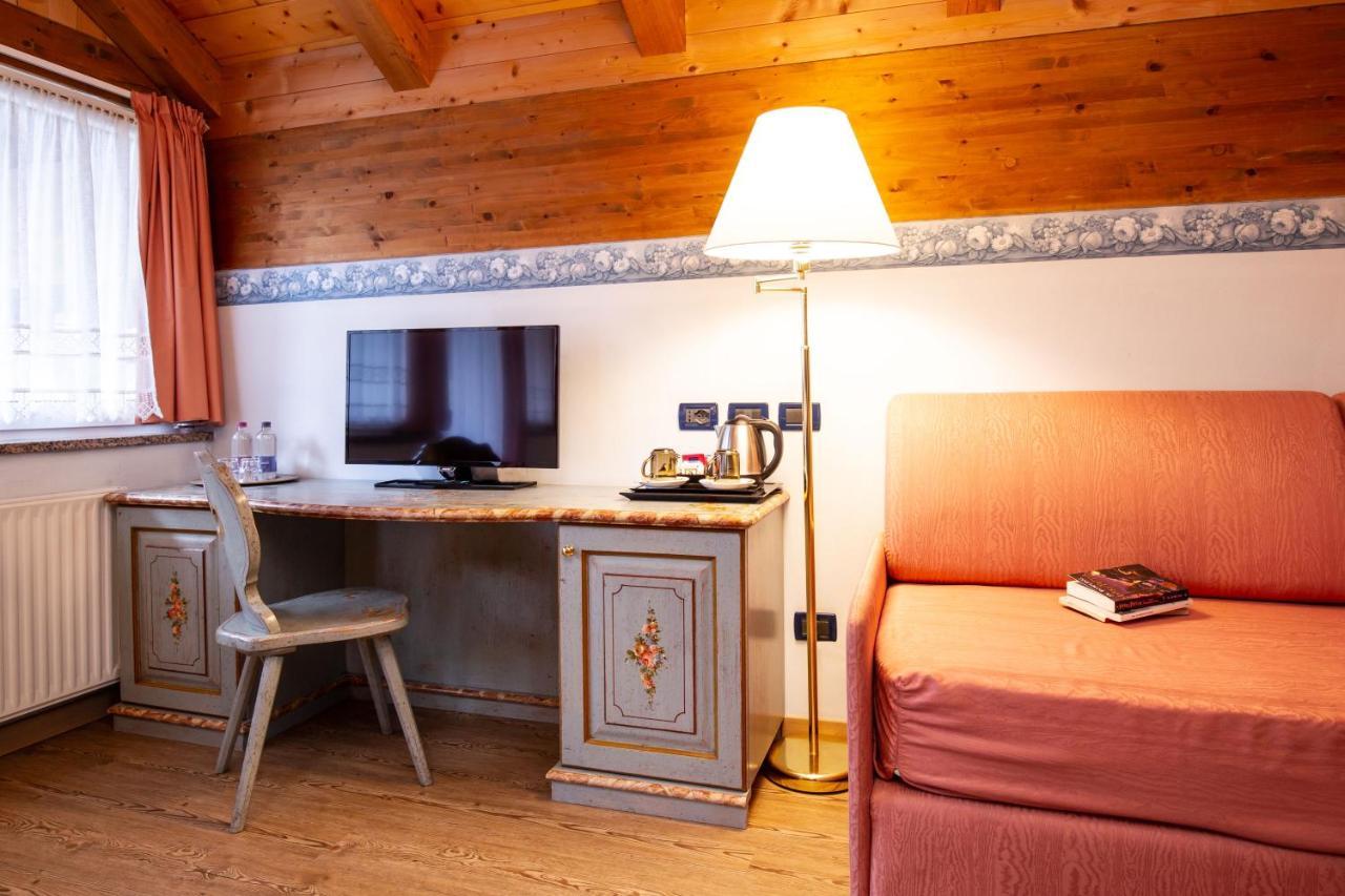 Hotel Cirelle Suite & Spa Canazei Extérieur photo